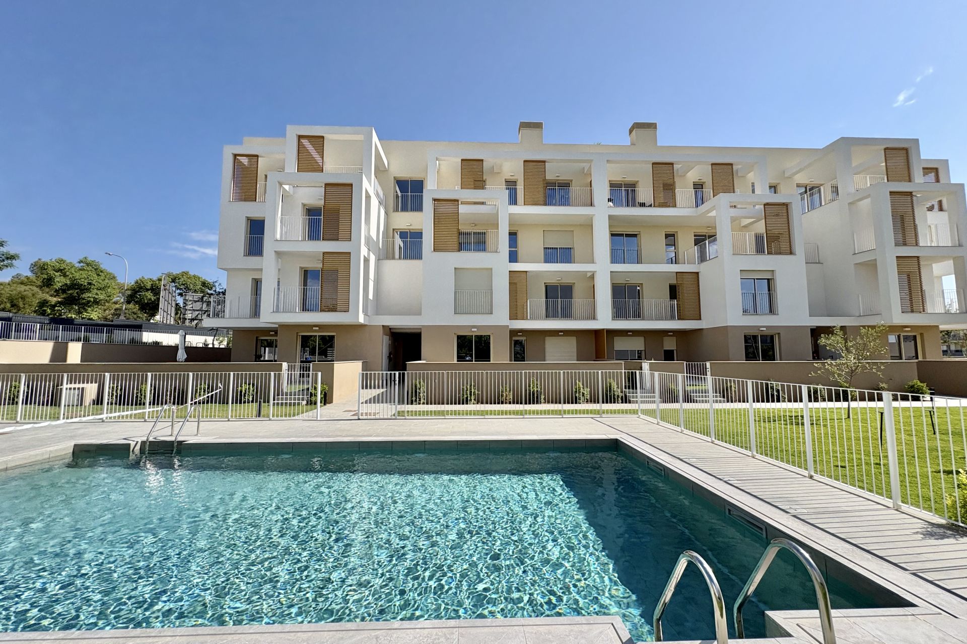 3-bedroom apartment for rent in Palmanova, Calvià — Image 1