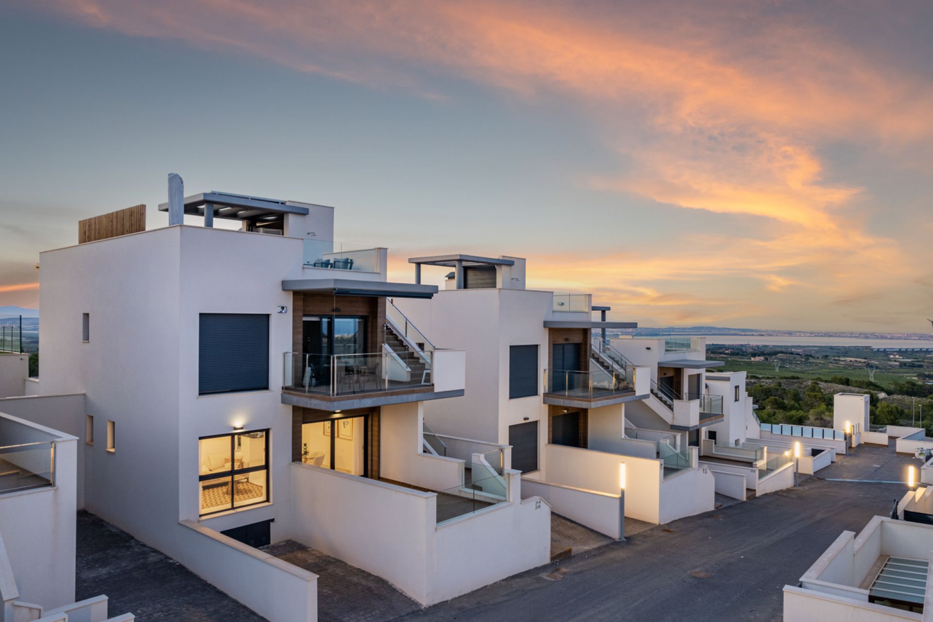 Bungalows Exclusivos en San Miguel de Salinas — Image 11