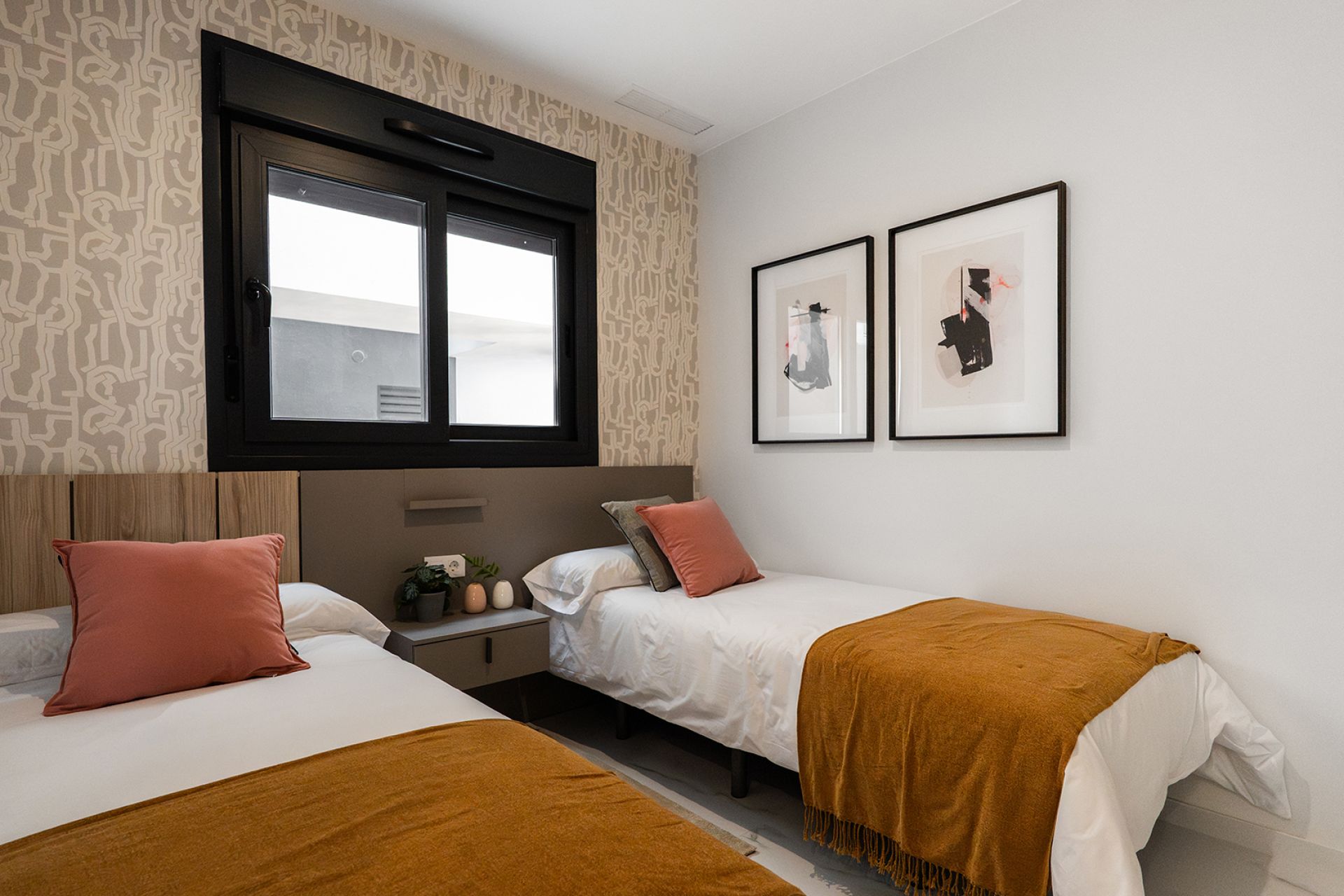033774 — Image 25