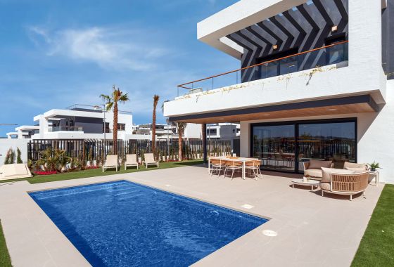 Bungalow · New Build - Torrevieja · Alicante