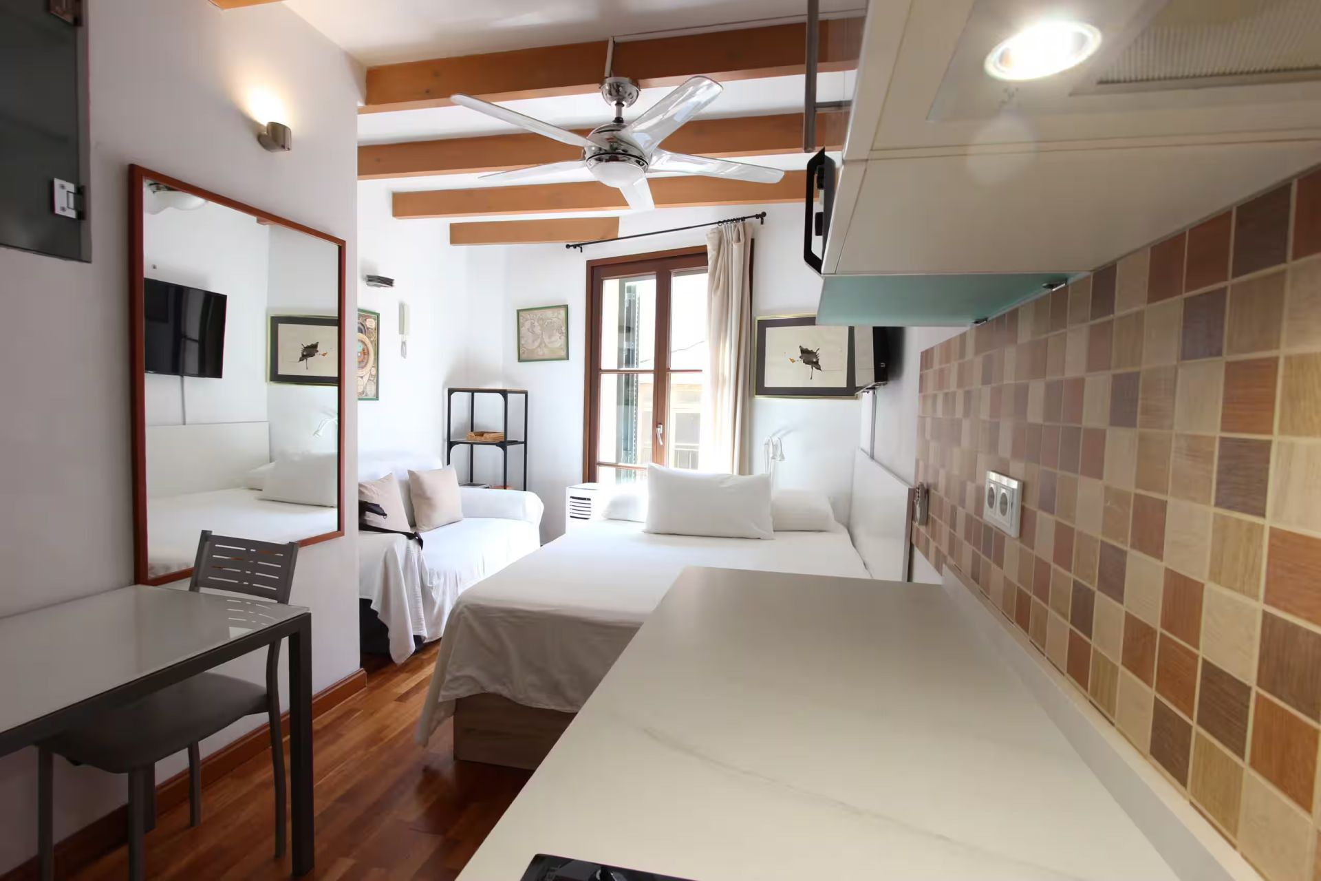 3 Studios zum Verkauf in Casco Antiguo, Palma de Mallorca, hohe Rentabilität — Image 9