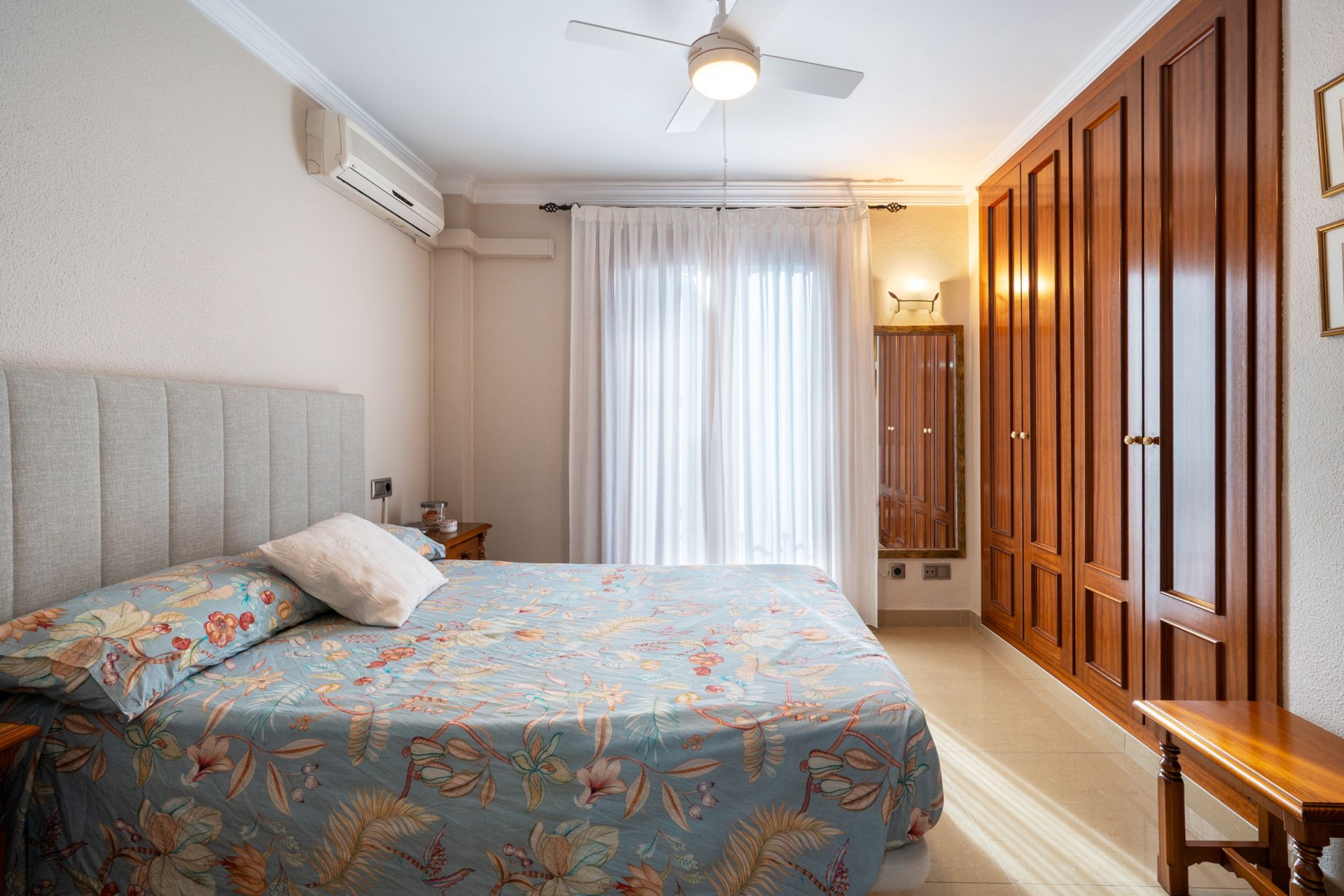 Semi-detached house for sale in Son Espanyolet with a spacious garage and a large courtyard. — Image 9