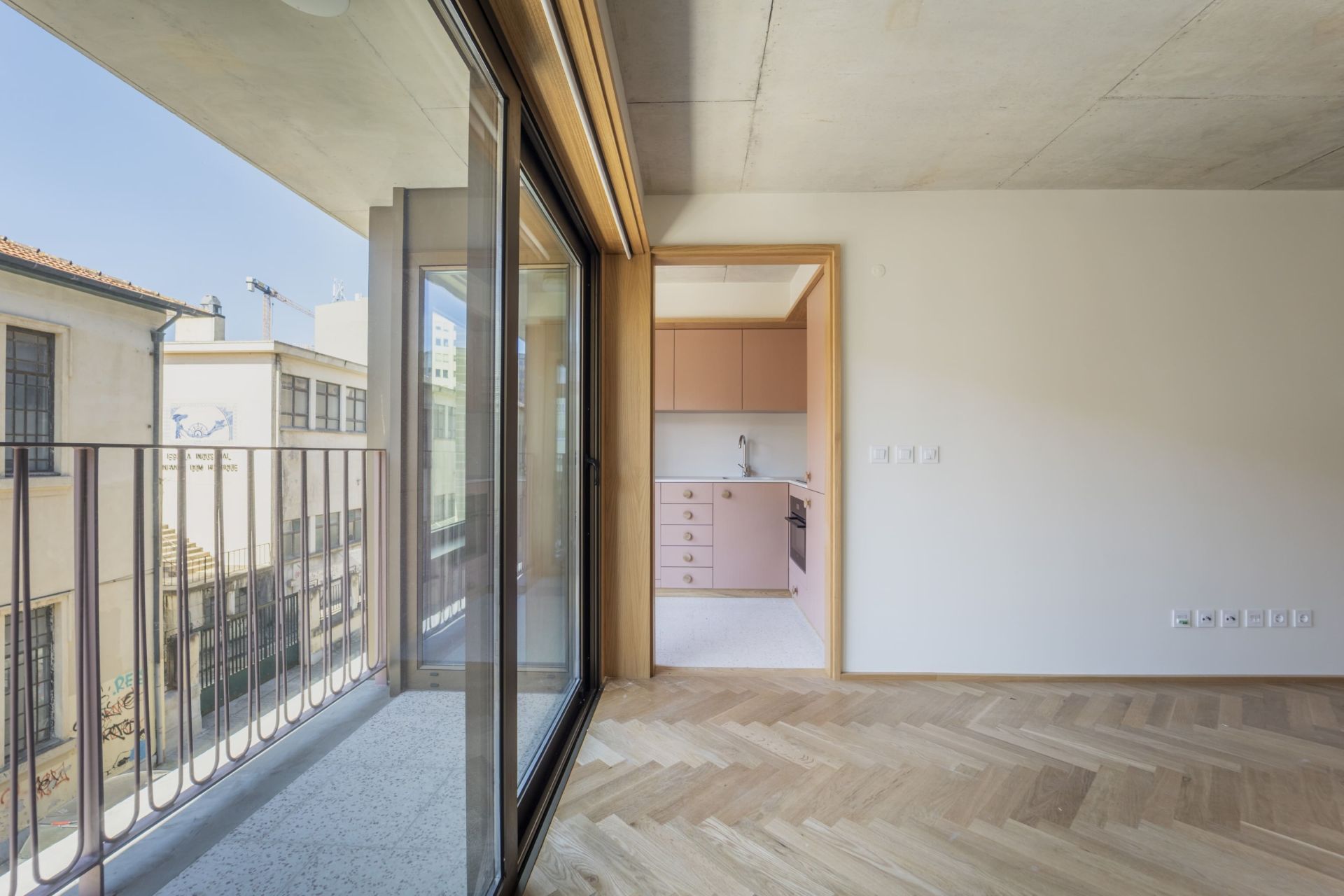 Apartment in Porto — Image 5
