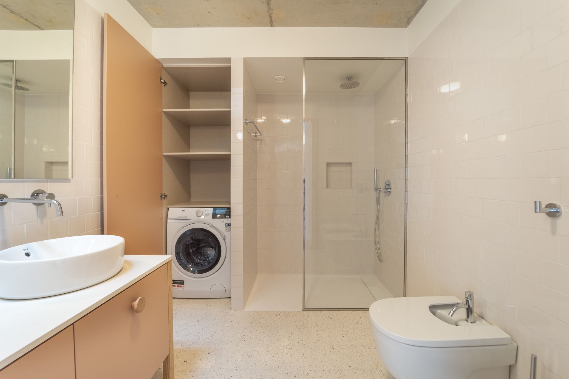 Apartment in Porto — Image 41