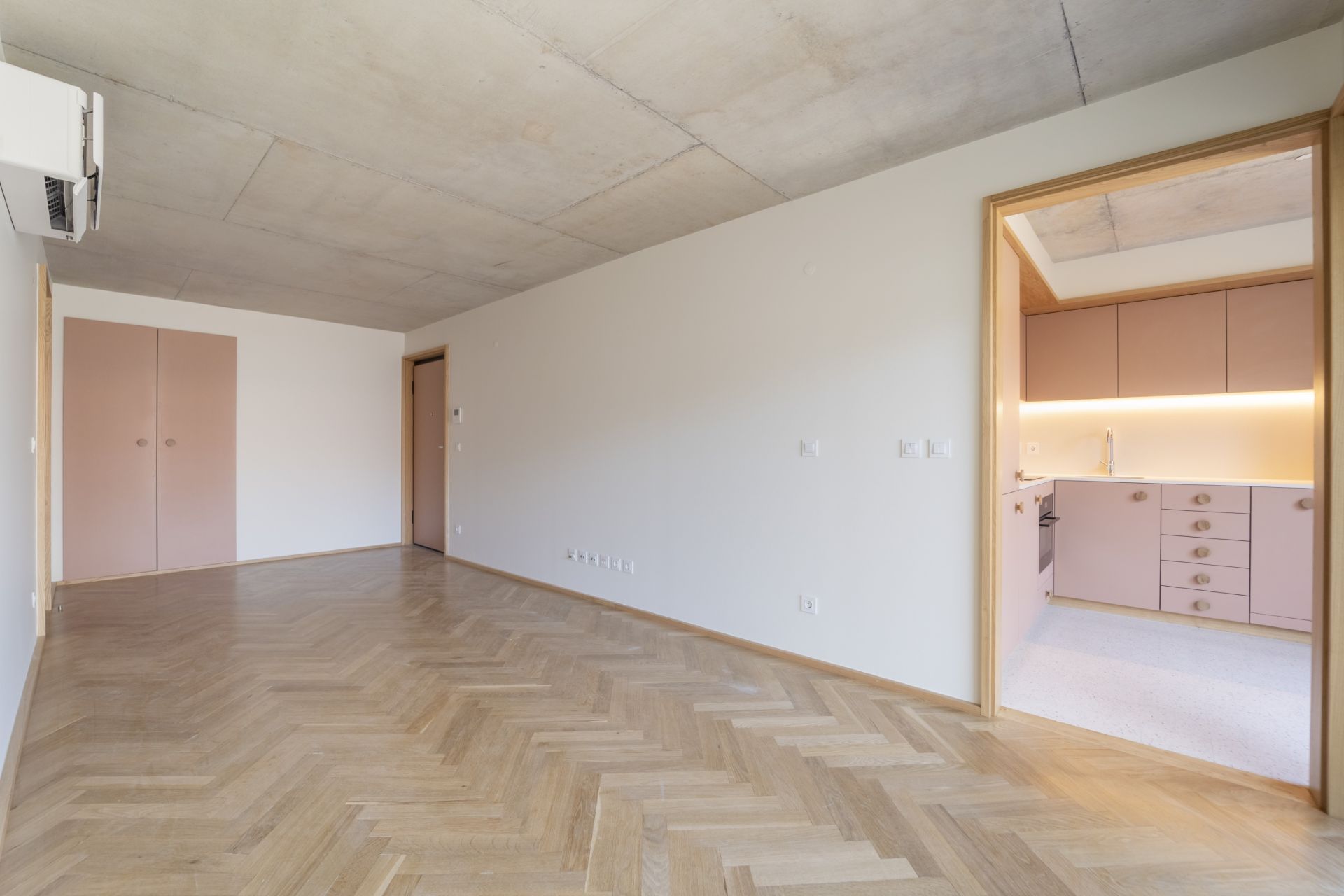 Apartment in Porto — Image 48