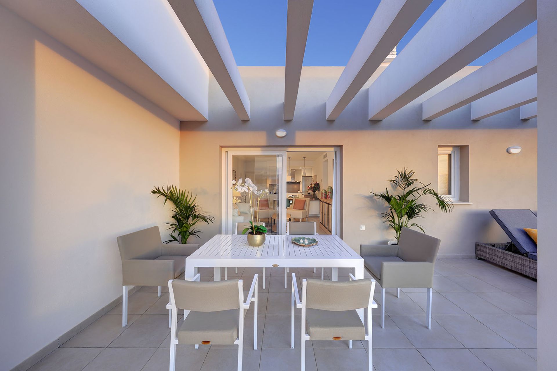 Apartments and Penthouses in Marbella with Sea Views — Image 20