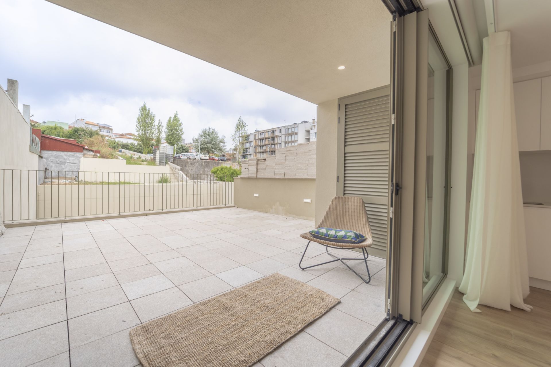 Apartment in Porto — Image 9