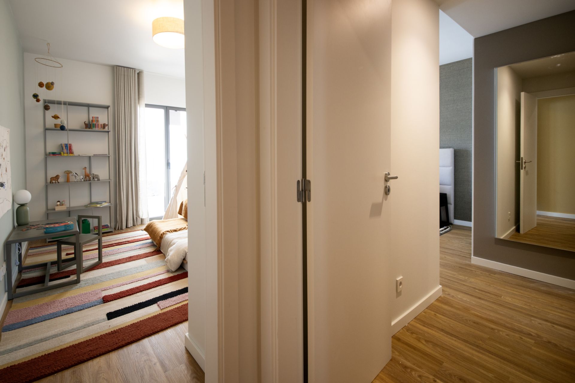 Apartment in Santo António dos Cavaleiros — Image 25