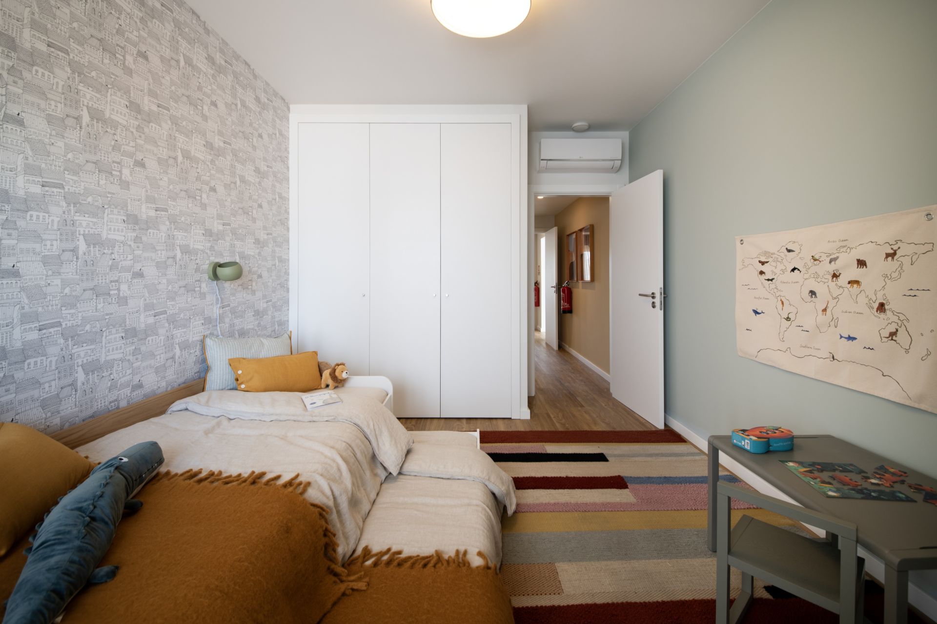 Apartment in Santo António dos Cavaleiros — Image 28