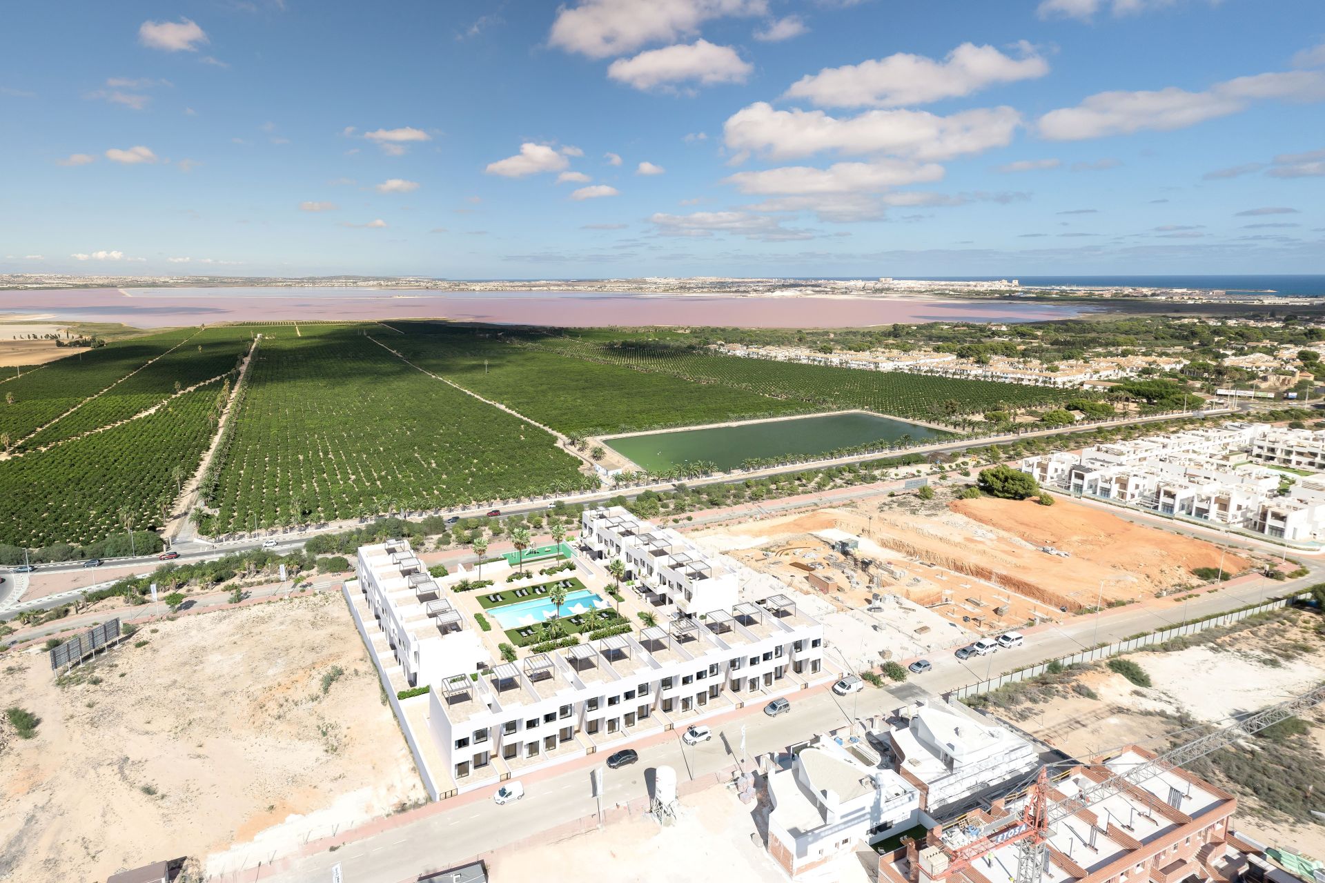 Bungalows in Torrevieja with Pool and Jacuzzi — Image 10