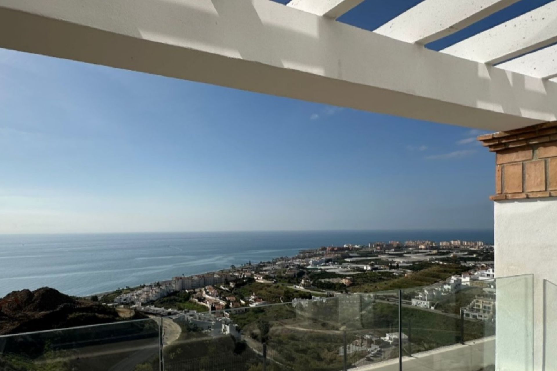 Townhouses in El Peñoncillo with Sea Views — Image 9