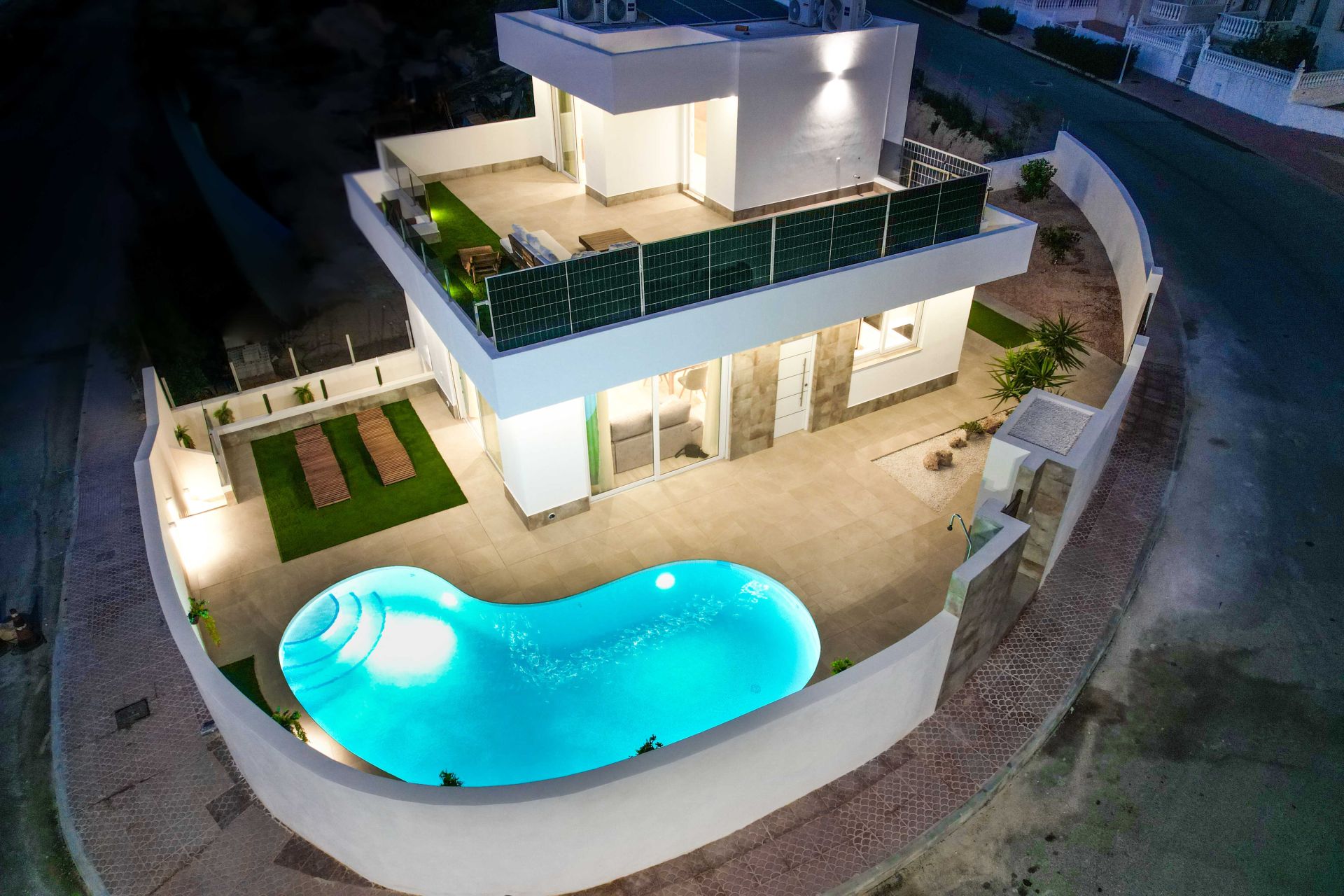 Exclusive Townhouses in Ciudad Quesada — Image 1