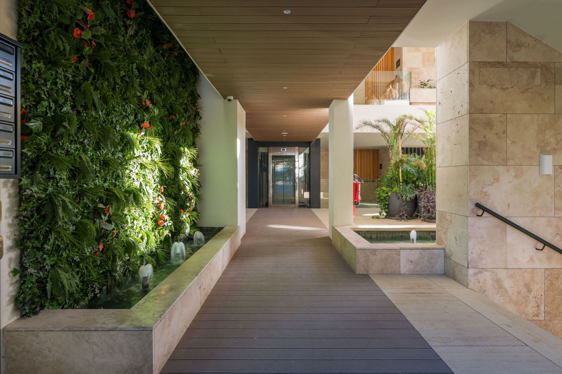 Apartment in Estepona — Image 4