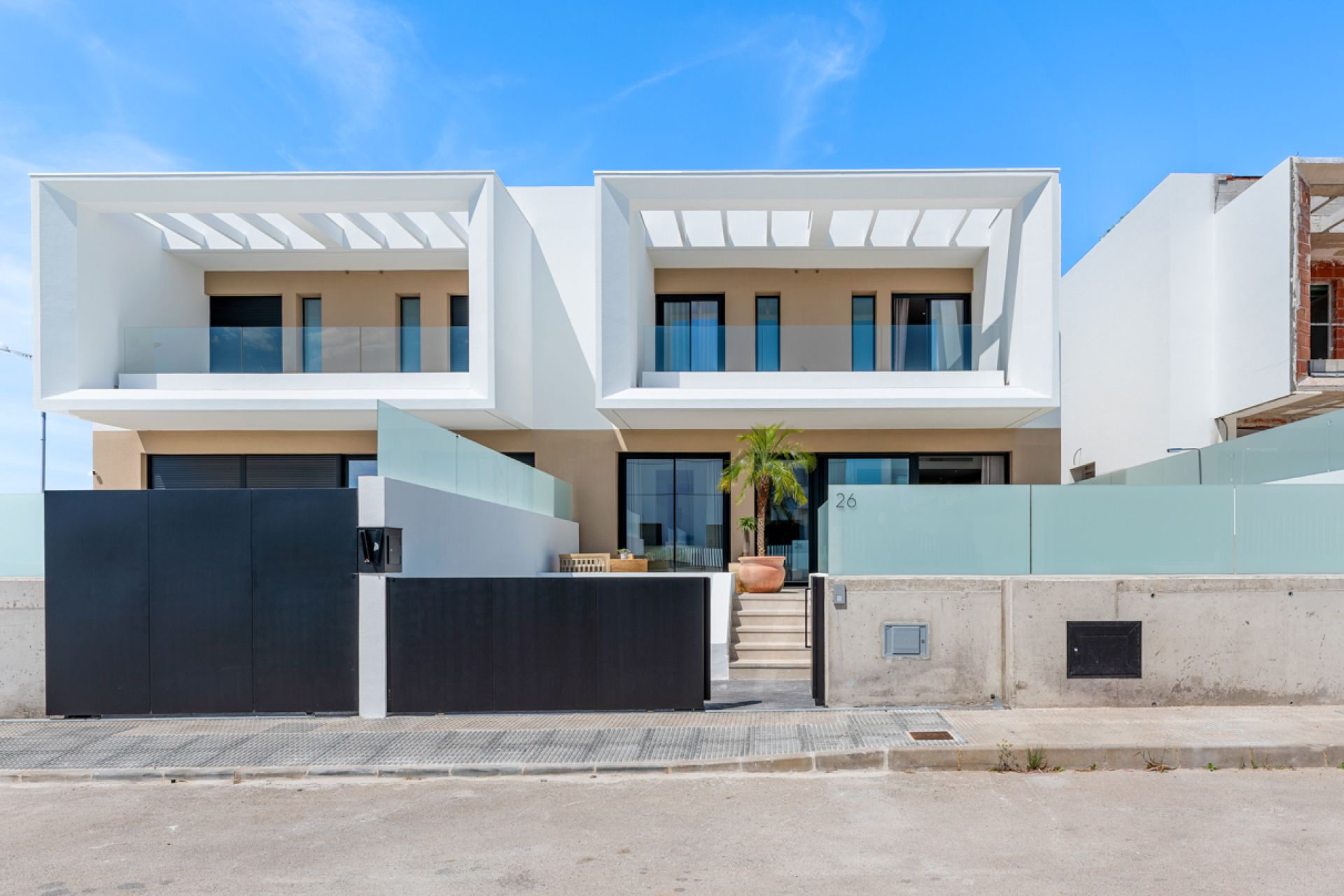 Townhouses in Dolores with Private Pool — Image 13