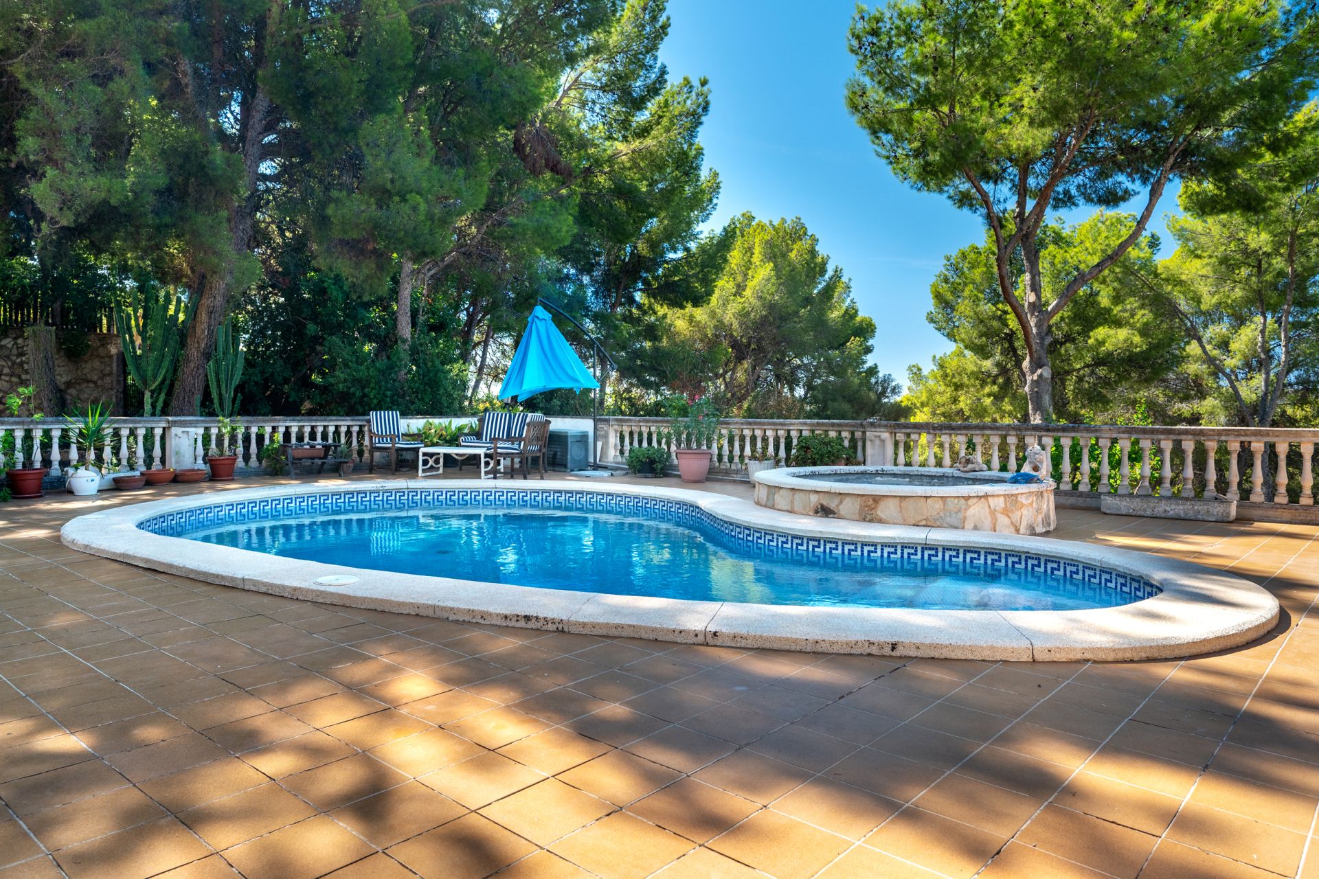 Detached house for sale with private pool in Portals Nous — Image 6