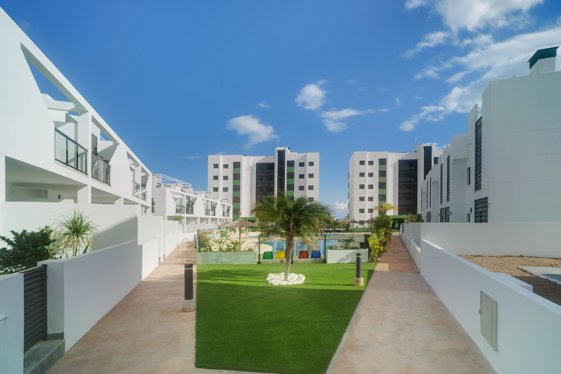 Residential in Pilar de la Horadada with Sea Views — Image 6