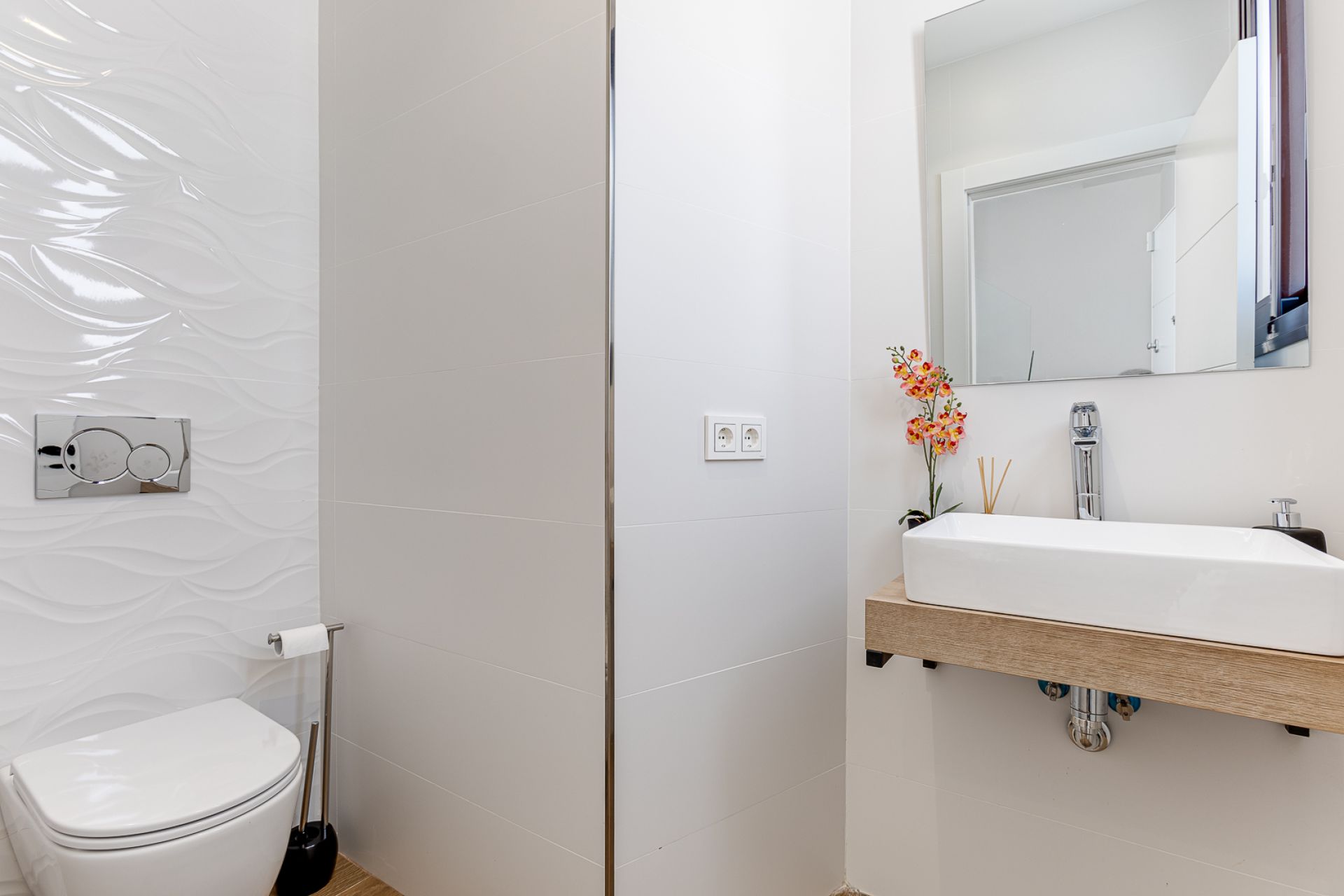 Independent Homes in Finestrat with Sea Views — Image 8