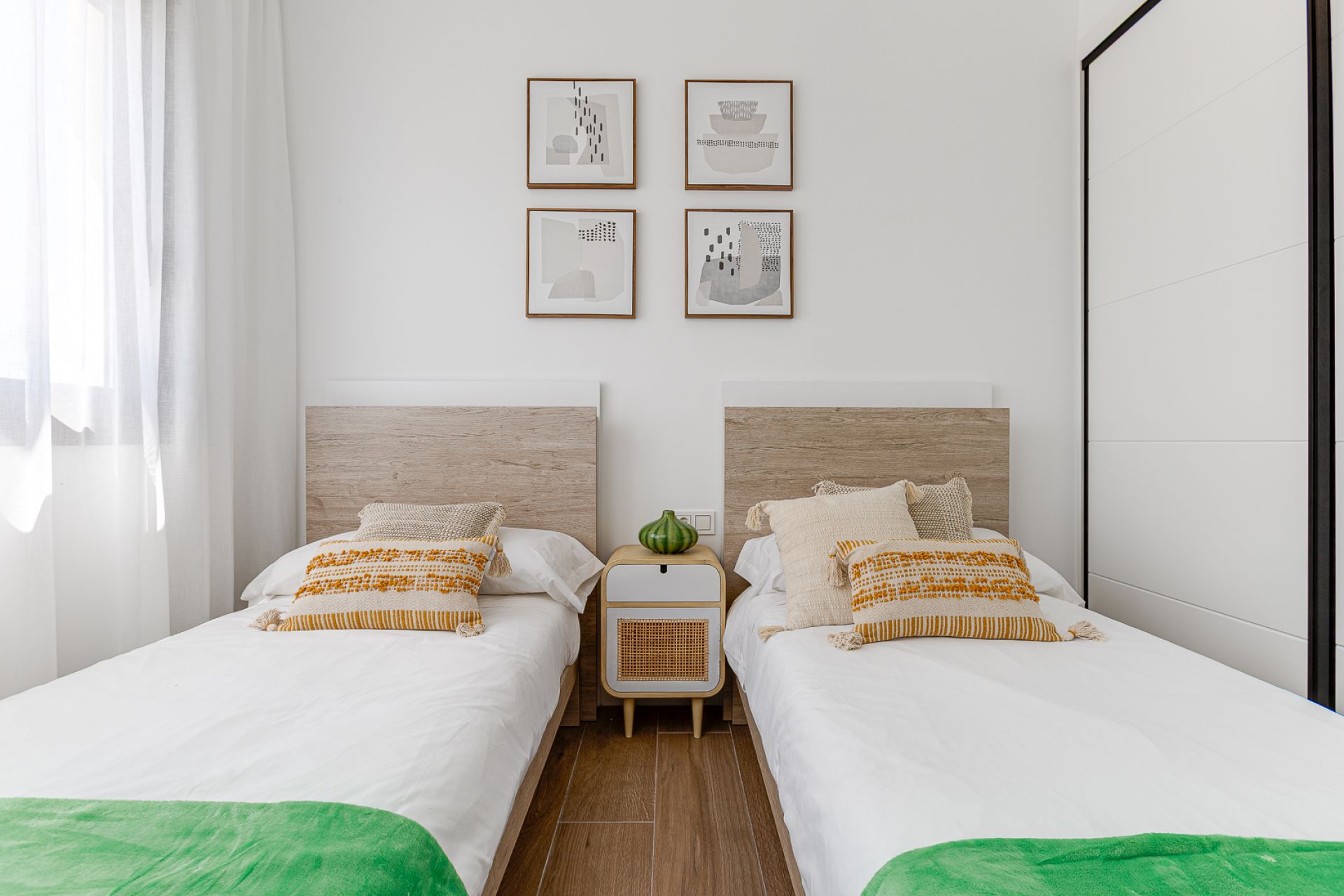 Independent Homes in Finestrat with Sea Views — Image 17