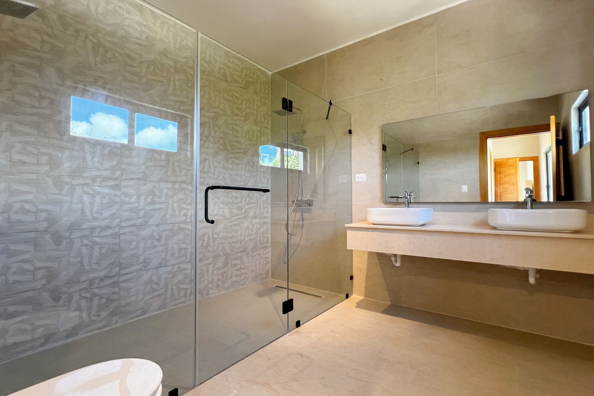 Villa amueblada con piscina en venta en Punta Cana Village — Image 10