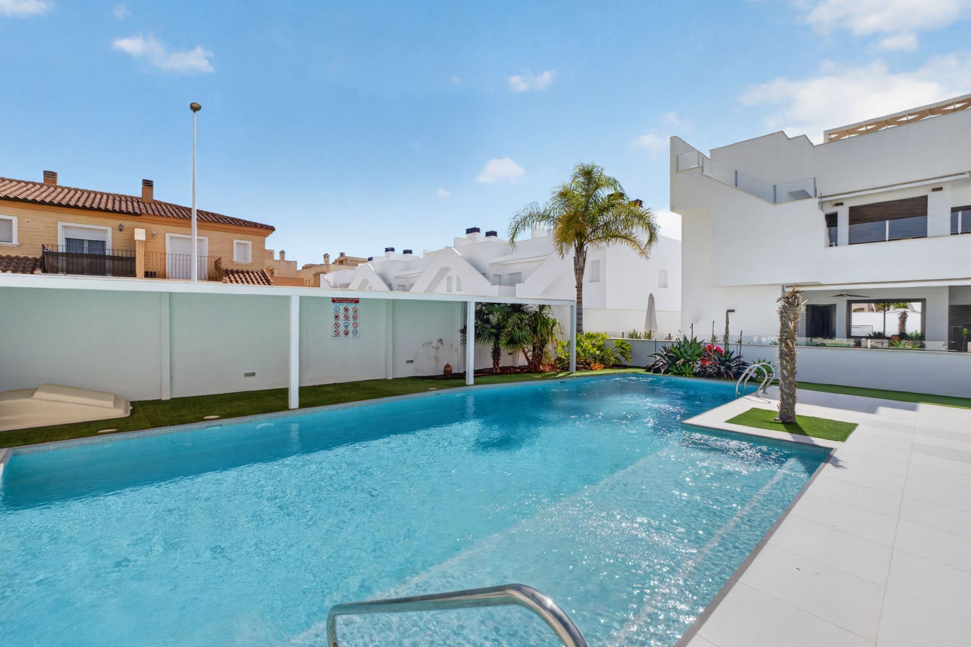 Bungalow in Pilar de la Horadada — Image 4