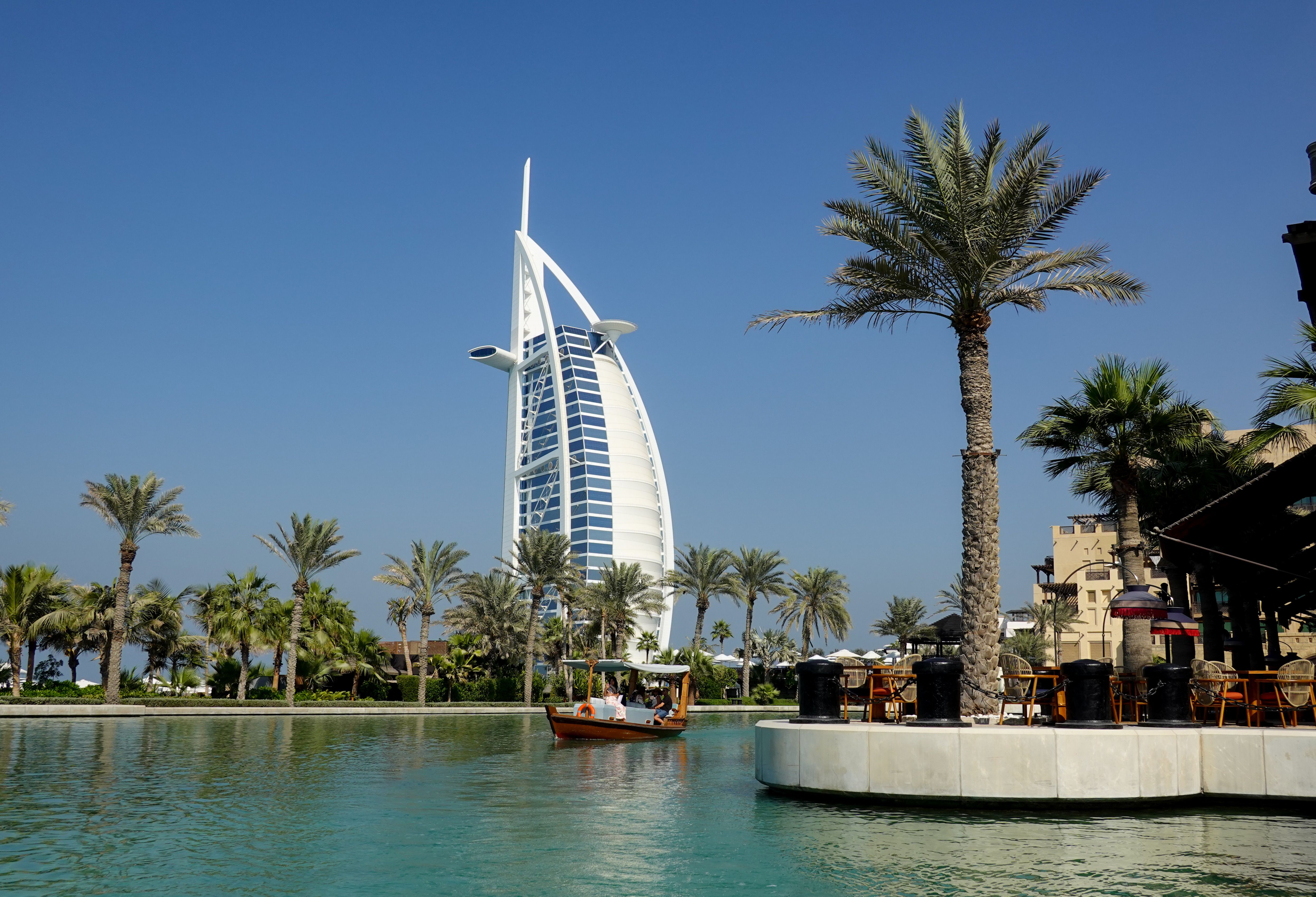 United Arab Emirates 10